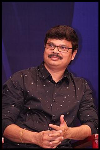 Famous People with surname Srinu