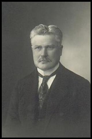 Famous People with surname Staugaitis