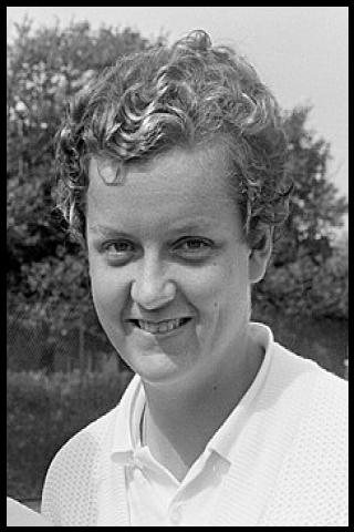 Famous People with surname Stove