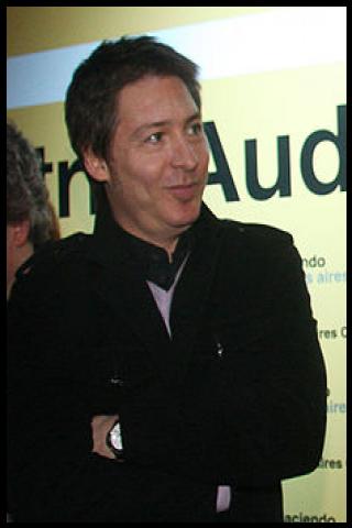 Famous People with surname Suar