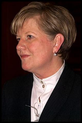 Famous People with surname Szili