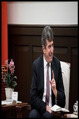 Famous People with surname Szőnyi