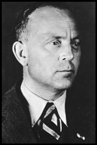 Famous People with surname Tank