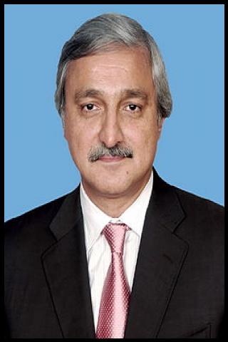 Famous People with surname Tareen