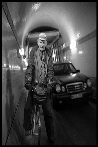 Famous People with surname Tomayer