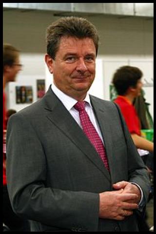 Famous People with surname Trumper