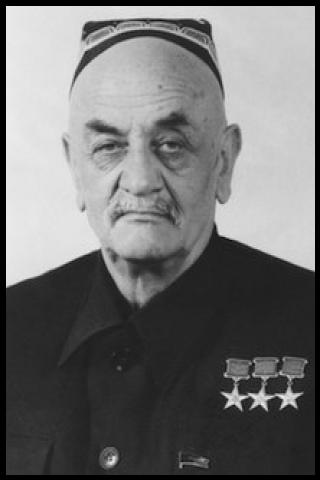 Famous People with surname Tursunkulov