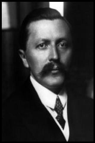 Famous People with surname Tu&scaron;ar