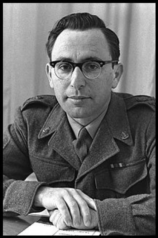 Famous People with surname Tzur