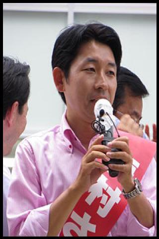 Famous People with surname Umemura