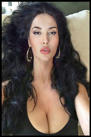 Famous People with surname Venus