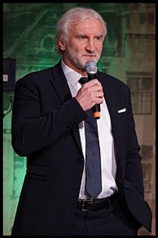 Famous People with surname Voller