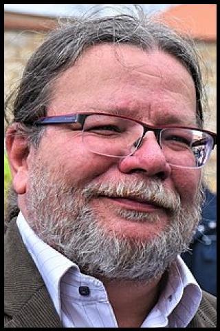 Famous People with surname Vondra