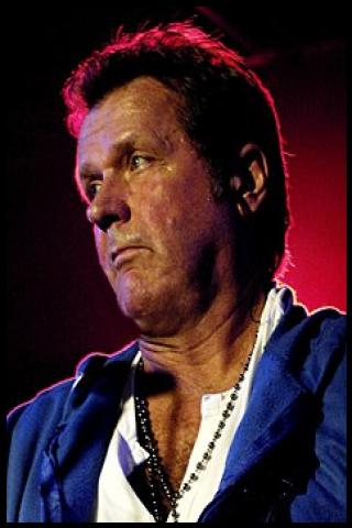 Famous People with surname Wetton