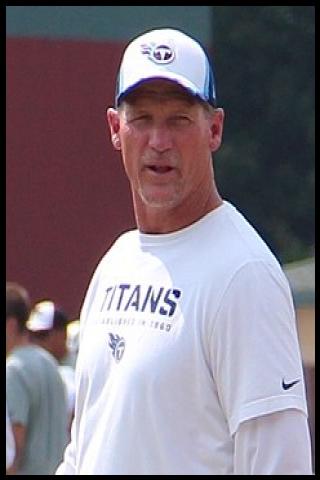 Famous People with surname Whisenhunt