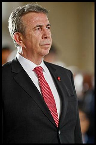 Famous People with surname Yavaş