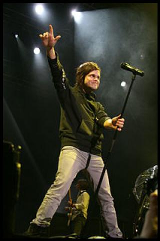 Famous People with surname Yl&ouml;nen