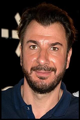 Famous People with surname Youn