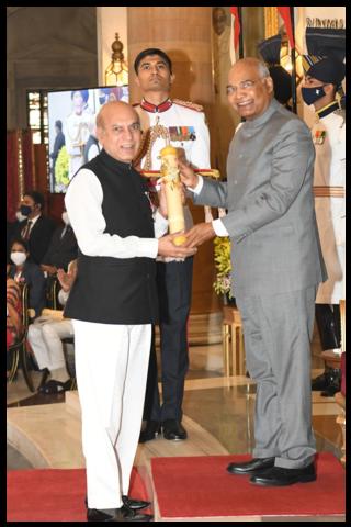 Famous People with surname Zahir