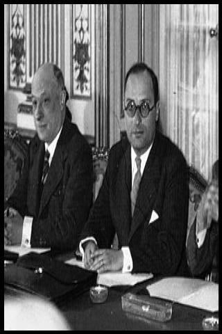 Famous People with surname Zay