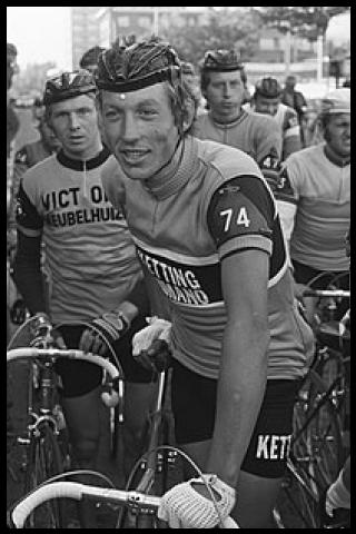 Famous People with name Aad