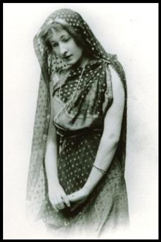 Famous People with name Ameena