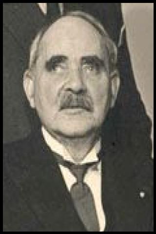 Famous People with name Andrass