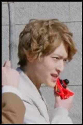 Famous People with name Asahi