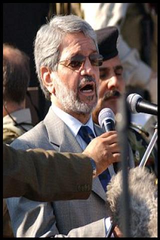 Famous People with name Baqir