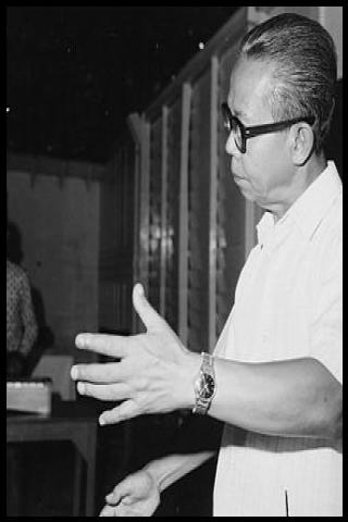 Famous People with name Daeng