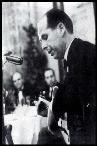 Famous People with name Delfi