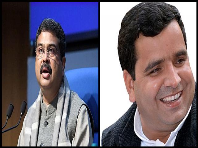 Famous People with name Dharmendra