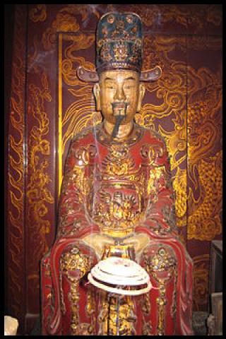 Famous People with name Dinh