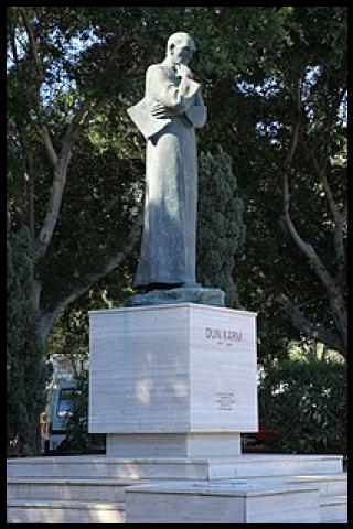 Famous People with name Dun