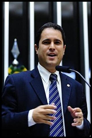 Famous People with name Edivaldo