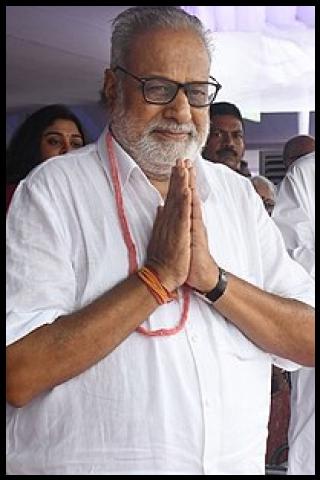 Famous People with name Ganeshi