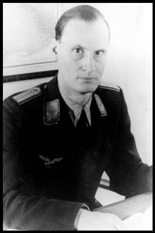 Famous People with name Harro