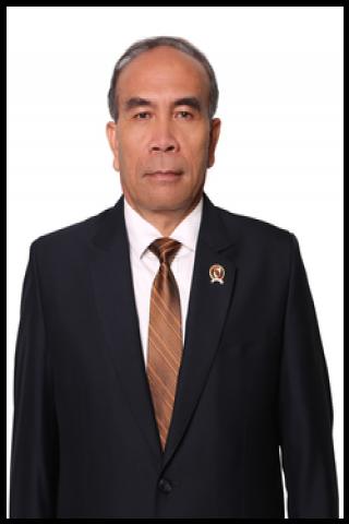 Famous People with name Hinsa