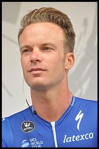 Famous People with name Iljo