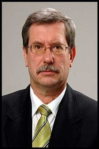 Famous People with name Indulis