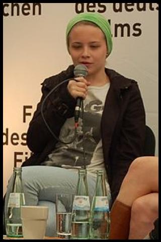 Famous People with name Jasna