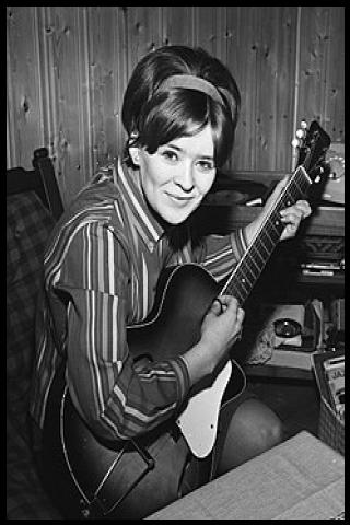 Famous People with name Kirsti