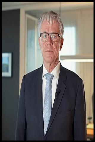 Famous People with name Leen