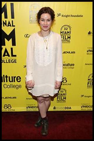 Famous People with name Maimie