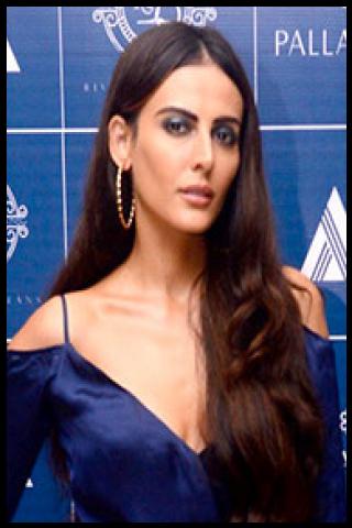 Famous People with name Mandana