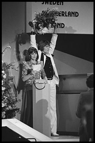 Famous People with name Marlous