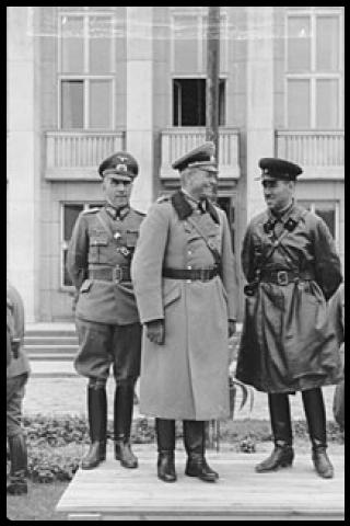 Famous People with name Mauritz