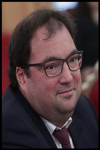 Famous People with name Maxut