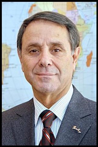 Famous People with name Novruz