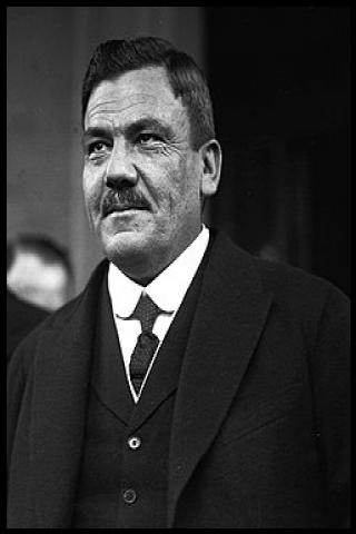 Famous People with name Plutarco